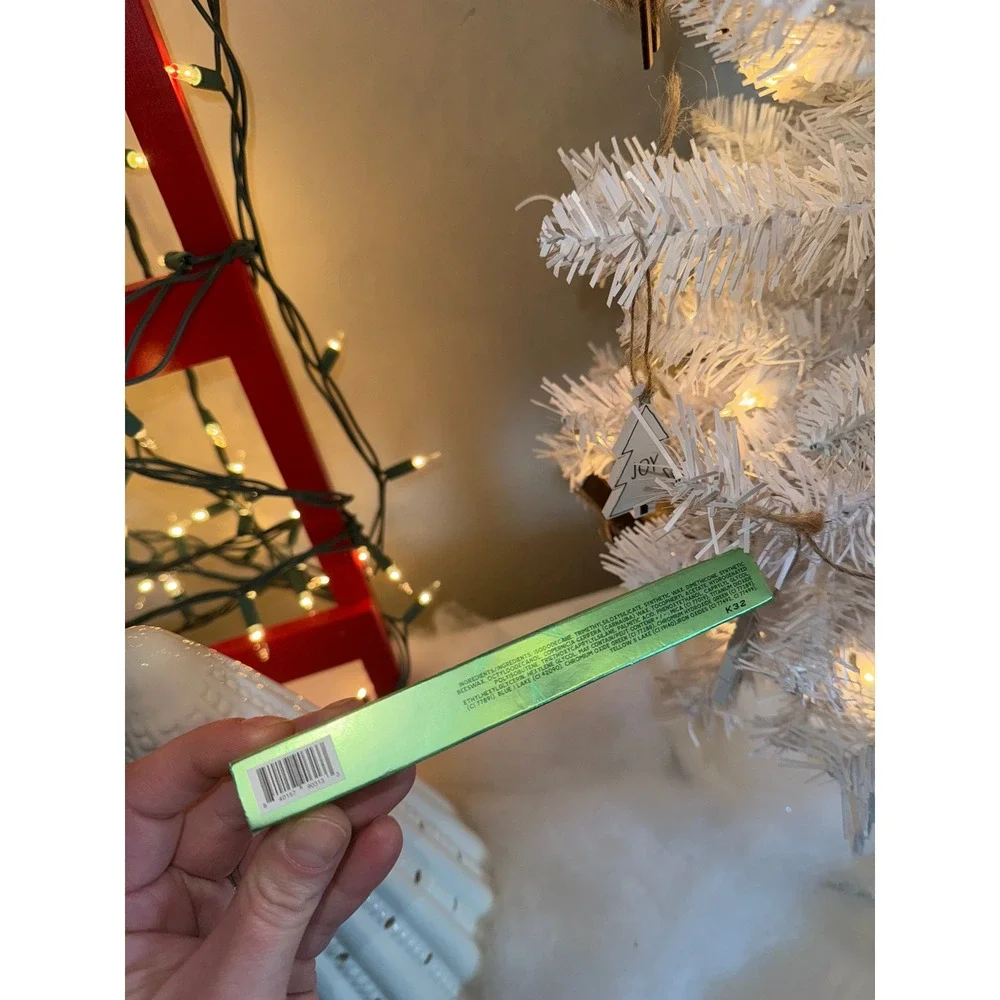 Jeffree Star Cosmetics Velour‎ Liquid Lipstick Green Metallic Limited Edition